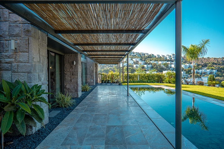 Стильные виллы в современном дизайне с видом на море в районе Ялыкавак