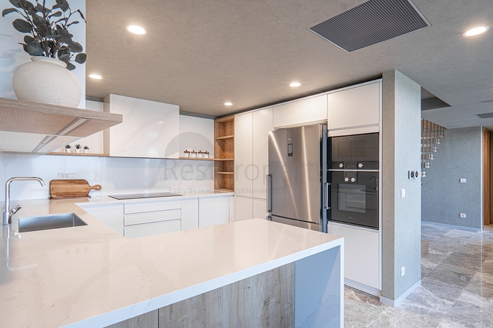 Стильные виллы в современном дизайне с видом на море в районе Ялыкавак