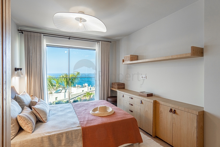 Стильные виллы в современном дизайне с видом на море в районе Ялыкавак