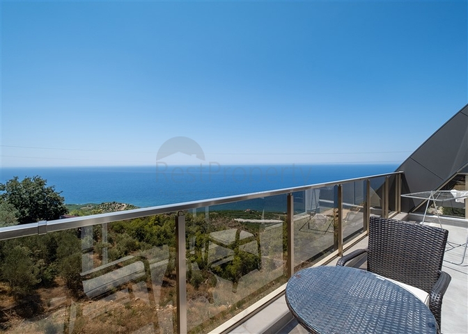 Вилла 3+1  с панорамным видом в районе Каргыджак