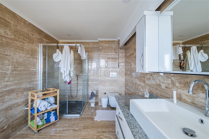 Вилла 3+1  с панорамным видом в районе Каргыджак