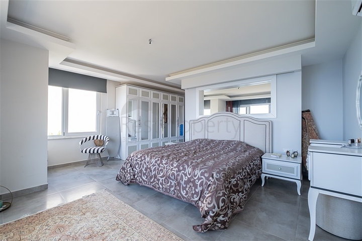 Вилла 3+1  с панорамным видом в районе Каргыджак