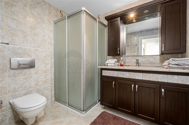 Апартаменты 2+1 в районе Тосмур в 200 м от моря 