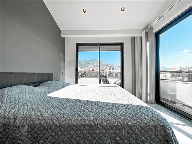 Пентхаус 2+1 в центре Алании у пляжа Клеопатры