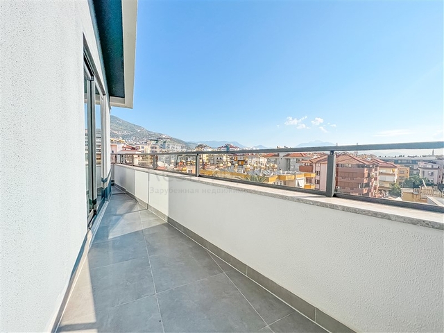 Пентхаус 2+1 в центре Алании у пляжа Клеопатры