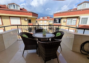 Просторный пентхаус с видом на горы