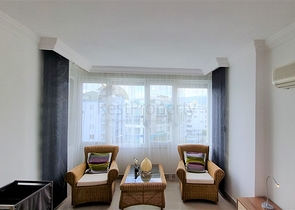 Просторный пентхаус с видом на горы