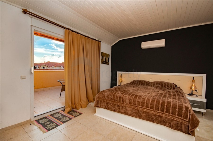 Пентхаус 4+1 в районе Оба