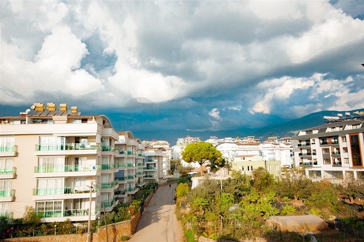 Пентхаус 4+1 в районе Оба