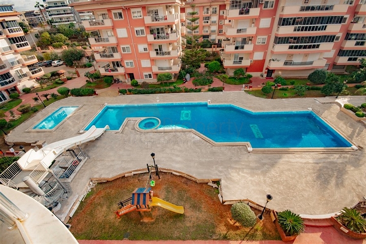 Пентхаус 4+1 в районе Оба