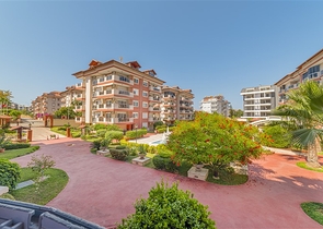 Пентхаус 4+1 в районе Оба