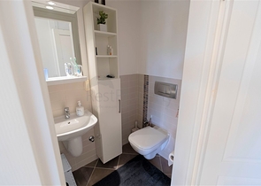 Просторная квартира с выходом в сад в районе Конаклы 