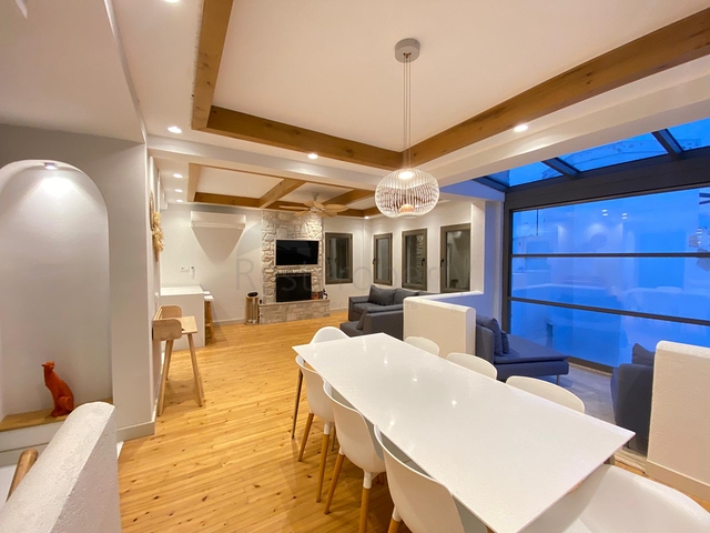 Отдельно стоящая вилла 4+1 с видом на море и город в бухте Бордакчи, Бодрум