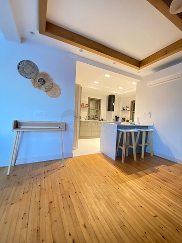 Отдельно стоящая вилла 4+1 с видом на море и город в бухте Бордакчи, Бодрум