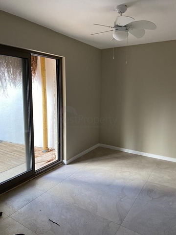 Отдельно стоящая вилла 4+1 с видом на море и город в бухте Бордакчи, Бодрум