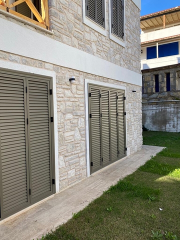 Отдельно стоящая вилла 4+1 с видом на море и город в бухте Бордакчи, Бодрум