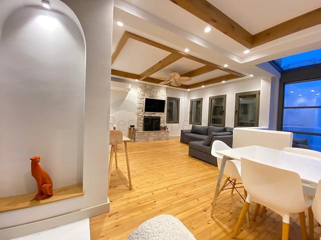 Отдельно стоящая вилла 4+1 с видом на море и город в бухте Бордакчи, Бодрум