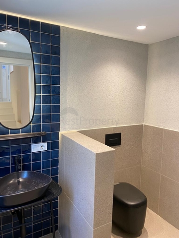 Отдельно стоящая вилла 4+1 с видом на море и город в бухте Бордакчи, Бодрум