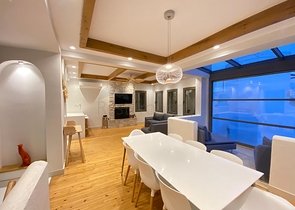 Отдельно стоящая вилла 4+1 с видом на море и город в бухте Бордакчи, Бодрум