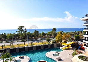 Трехкомнатная квартира на первой береговой линии