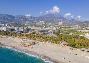 Трехкомнатная квартира на первой береговой линии