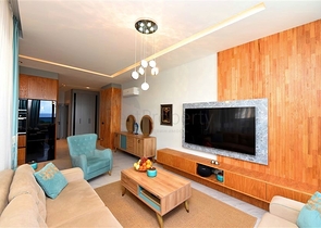 Трехкомнатная квартира на первой береговой линии