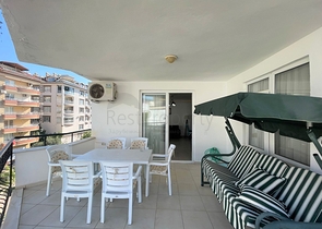 Трехкомнатная квартира в 400 метрах от моря