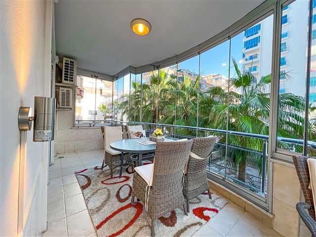 Квартира 2+1 на первой береговой линии в районе Махмутлар