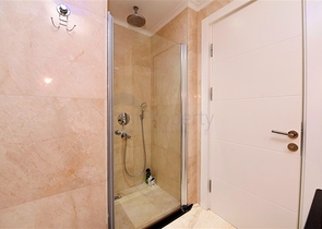 Меблированная вилла с панорамным видом в самом центре Алании