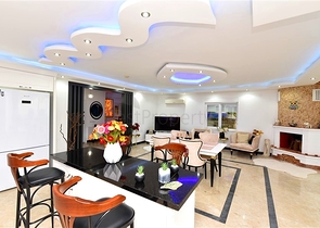 Меблированная вилла с панорамным видом в самом центре Алании