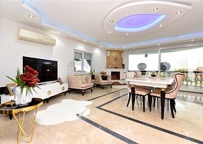 Меблированная вилла с панорамным видом в самом центре Алании