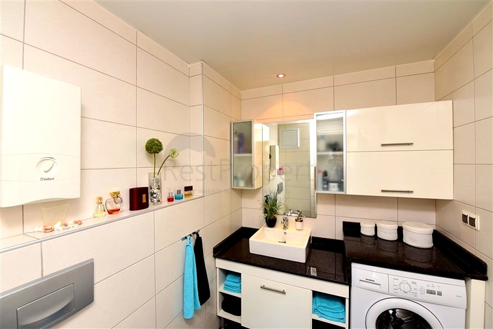 Квартира 2+1 в комплексе с большой зеленой территорией в центральном районе Джикджилли