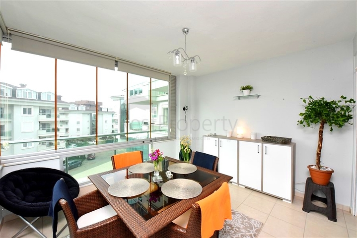 Квартира 2+1 в комплексе с большой зеленой территорией в центральном районе Джикджилли