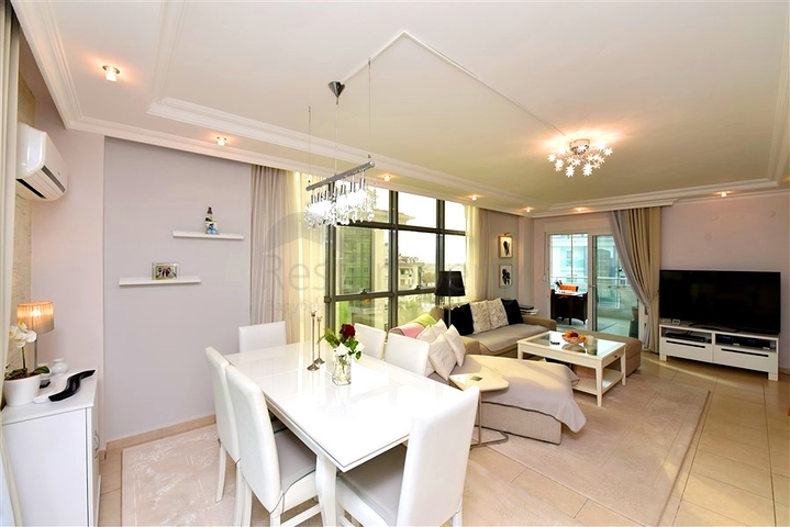 Квартира 2+1 в комплексе с большой зеленой территорией в центральном районе Джикджилли