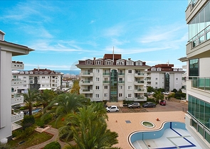 Квартира 2+1 в комплексе с большой зеленой территорией в центральном районе Джикджилли