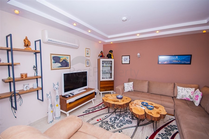 Меблированный пентхаус 4+1 в районе Оба