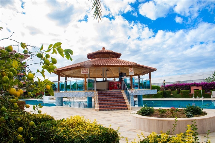 Меблированный пентхаус 4+1 в районе Оба