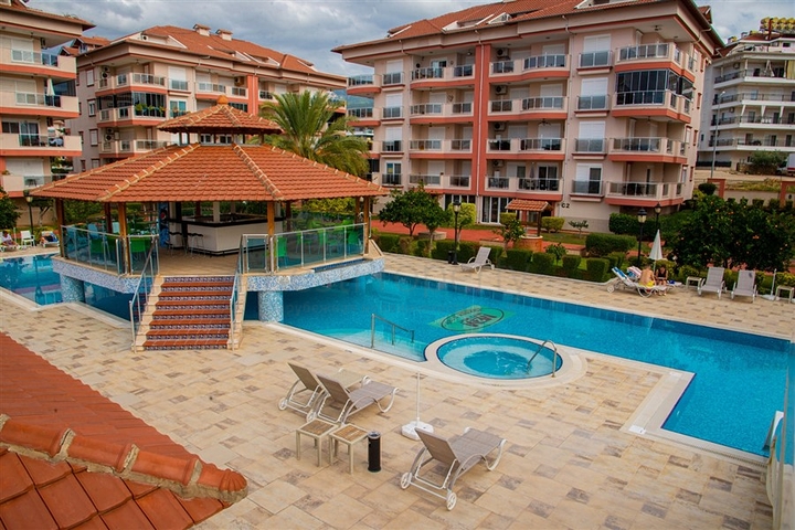 Меблированный пентхаус 4+1 в районе Оба