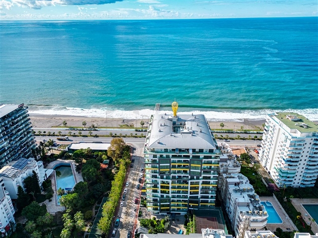 Квартира 1+1 на первой линии в районе Махмутлар 