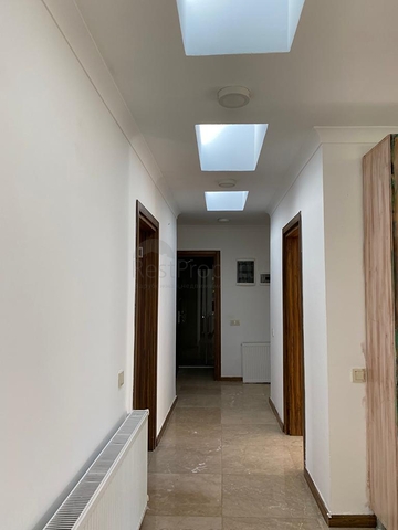 Частная вилла в окружении природы в районе Торба