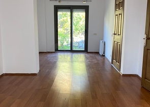 Частная вилла в окружении природы в районе Торба