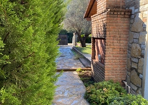 Частная вилла в окружении природы в районе Торба