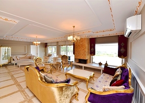 Шикарный дом с собственным бассейном и садом в районе Демирташ