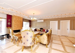 Шикарный дом с собственным бассейном и садом в районе Демирташ