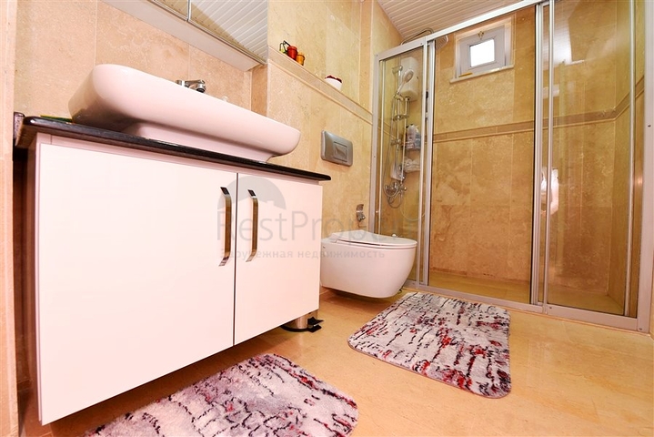 Просторный пентхаус планировкой 4+1 в районе Оба