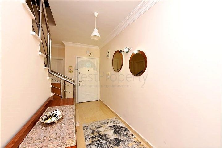 Просторный пентхаус планировкой 4+1 в районе Оба