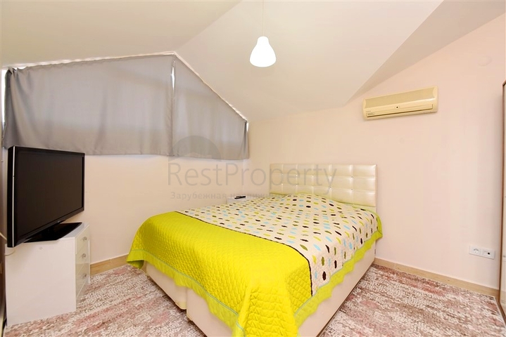 Просторный пентхаус планировкой 4+1 в районе Оба