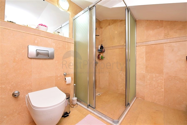 Просторный пентхаус планировкой 4+1 в районе Оба