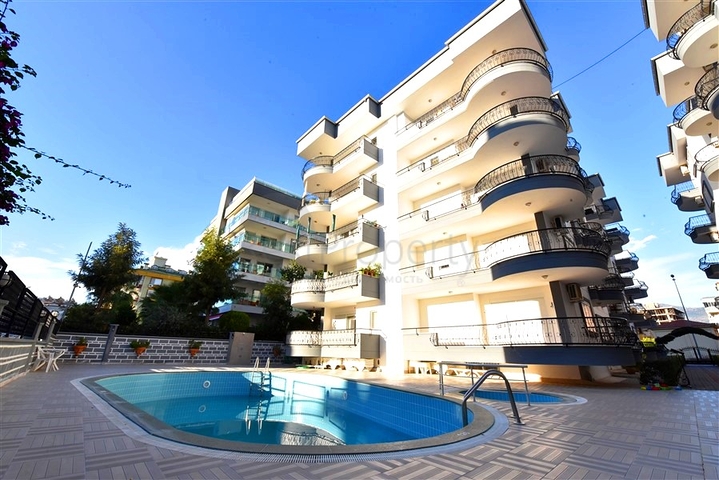 Просторный пентхаус планировкой 4+1 в районе Оба