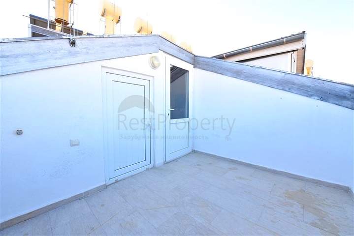 Просторный пентхаус планировкой 4+1 в районе Оба